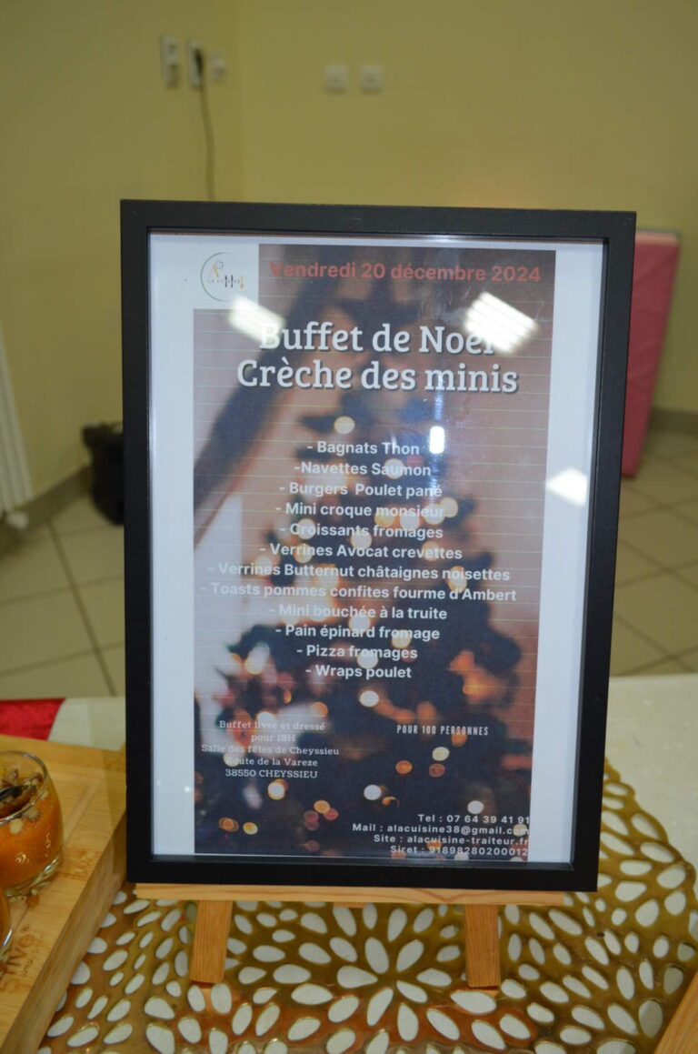 PHOTO DU MENU DU BUFFET DE NOËL DE LA CRÈCHE DES MINIS