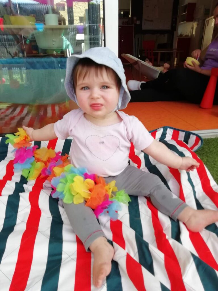 Photo d'une petite fille de la crèche des minis