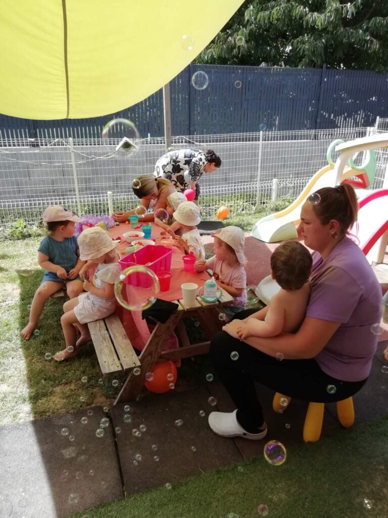 PHOTO DU GOÛTER DE LA CRÈCHE DES MINIS