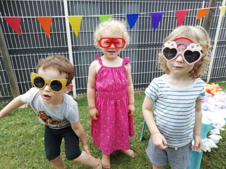 PHOTOS DES ENFANTS DE LA CRÈCHE DES MINIS DÉGUISÉS